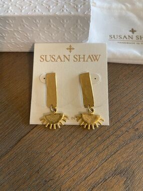 Susan Shaw Jewelry 24K Triple Gold Plated Sunburst Round Earrings Dangle Pierced